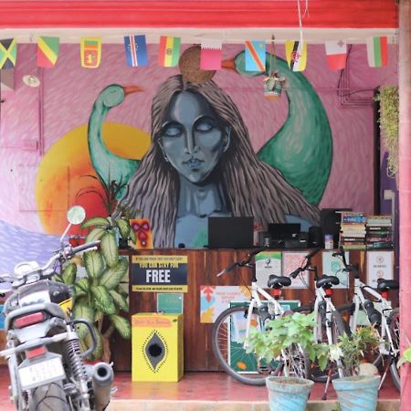 Hostelexp, Varkala - A Beach Town Hostel Экстерьер фото
