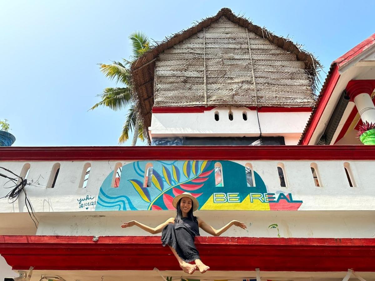Hostelexp, Varkala - A Beach Town Hostel Экстерьер фото